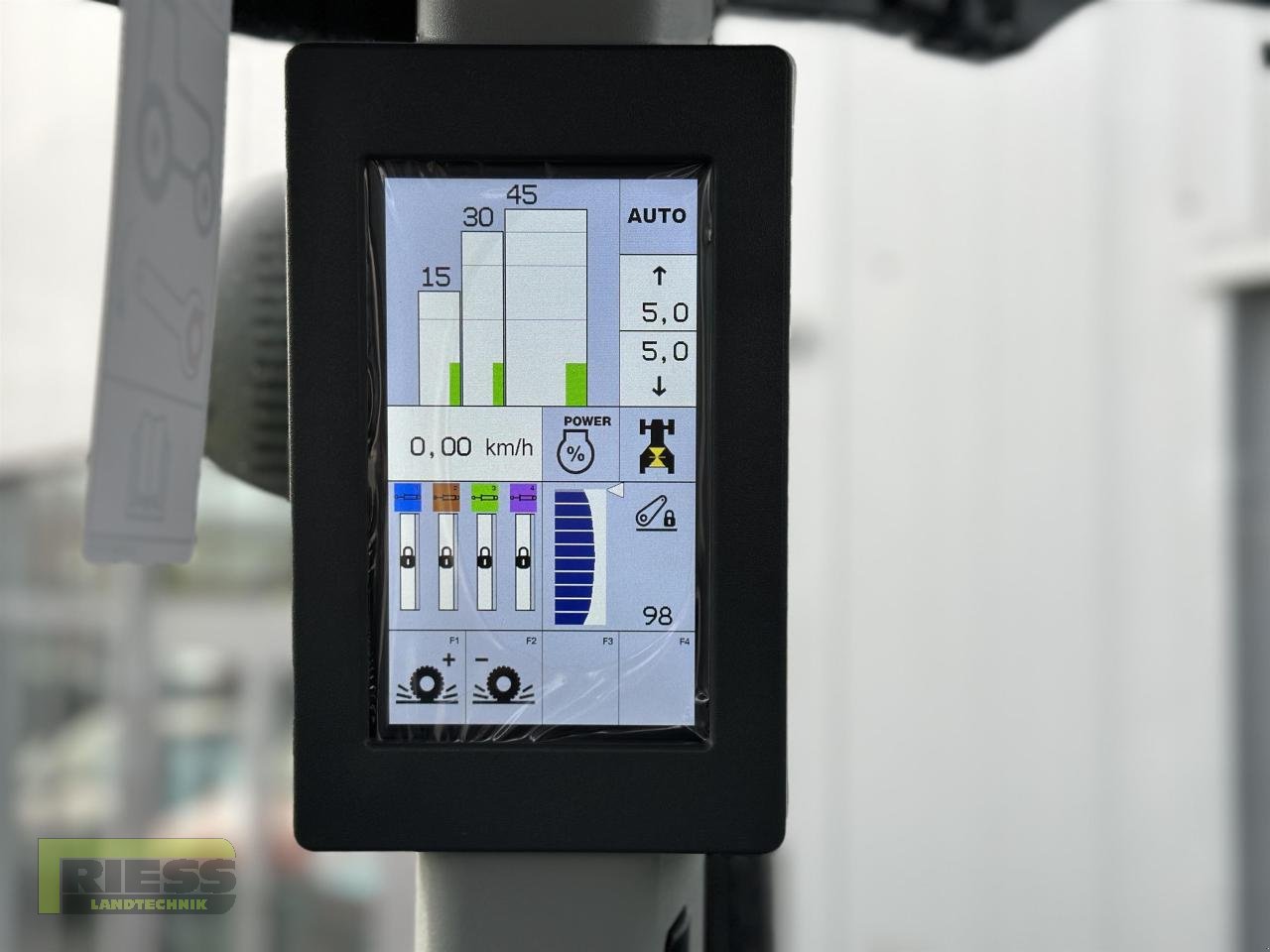 Traktor του τύπου CLAAS ARION 550 CIS+ Cmatic, Neumaschine σε Homberg (Ohm) - Maulbach (Φωτογραφία 12)