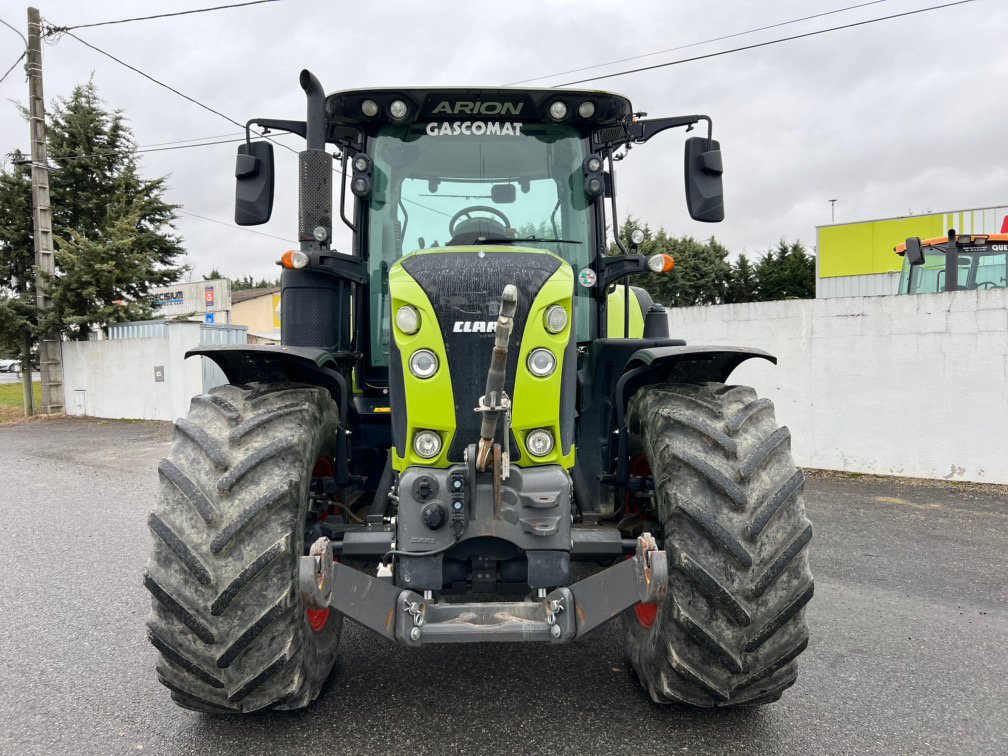 Traktor of the type CLAAS ARION 550 CIS  T4F, Gebrauchtmaschine in Aubiet (Picture 2)