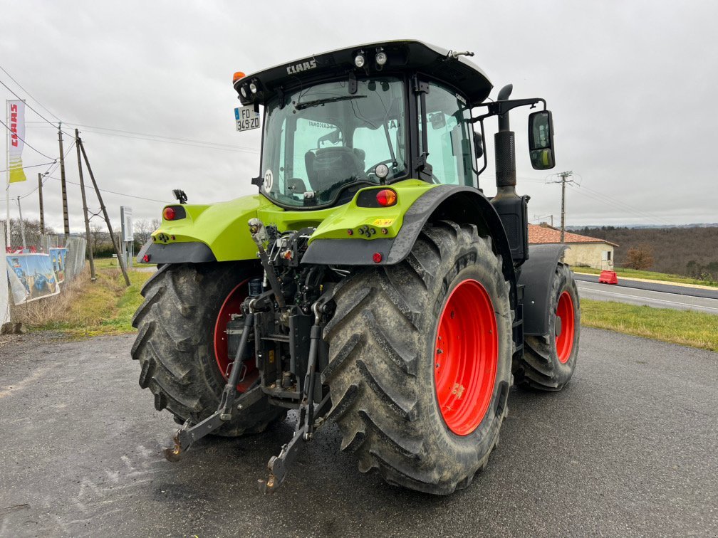 Traktor van het type CLAAS ARION 550 CIS  T4F, Gebrauchtmaschine in Aubiet (Foto 10)