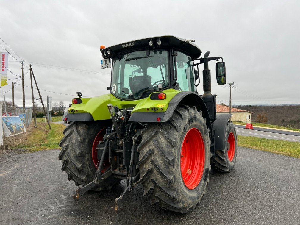 Traktor типа CLAAS ARION 550 CIS  T4F, Gebrauchtmaschine в Aubiet (Фотография 9)