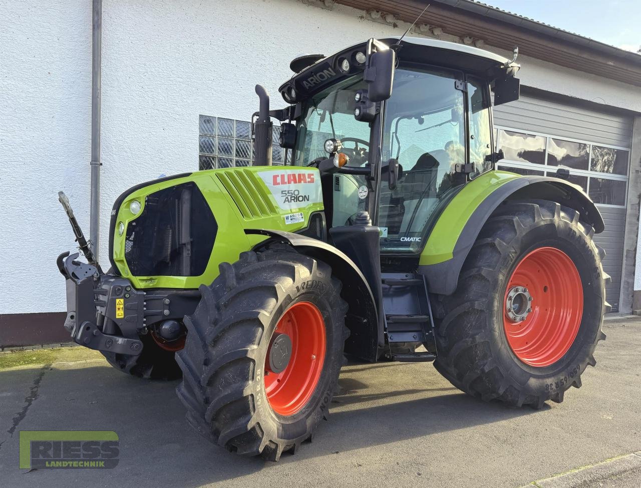 Traktor van het type CLAAS ARION 550 Cmatic CEBIS A35, Gebrauchtmaschine in Homberg (Ohm) - Maulbach (Foto 1)