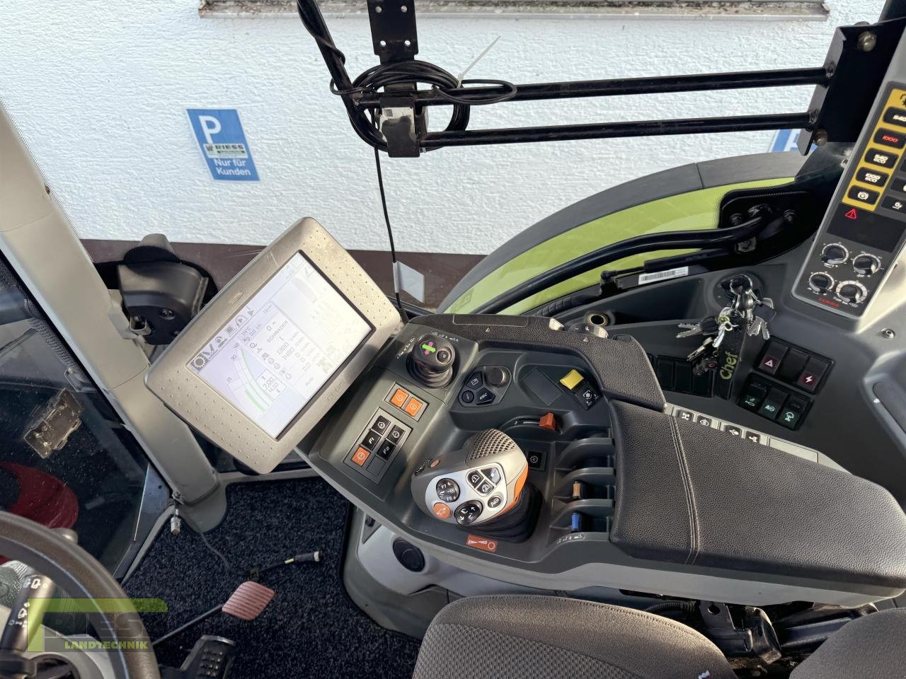 Traktor del tipo CLAAS ARION 550 Cmatic CEBIS A35, Gebrauchtmaschine en Homberg (Ohm) - Maulbach (Imagen 5)