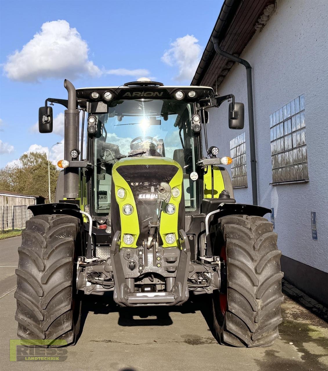 Traktor van het type CLAAS ARION 550 Cmatic CEBIS A35, Gebrauchtmaschine in Homberg (Ohm) - Maulbach (Foto 10)