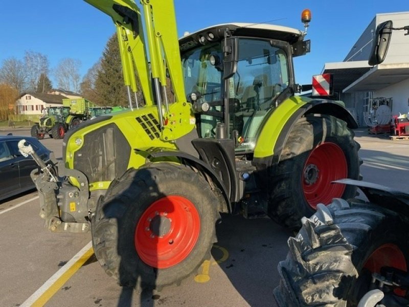 Traktor van het type CLAAS Arion 550 CMATIC CEBIS, Ausstellungsmaschine in Domdidier (Foto 1)