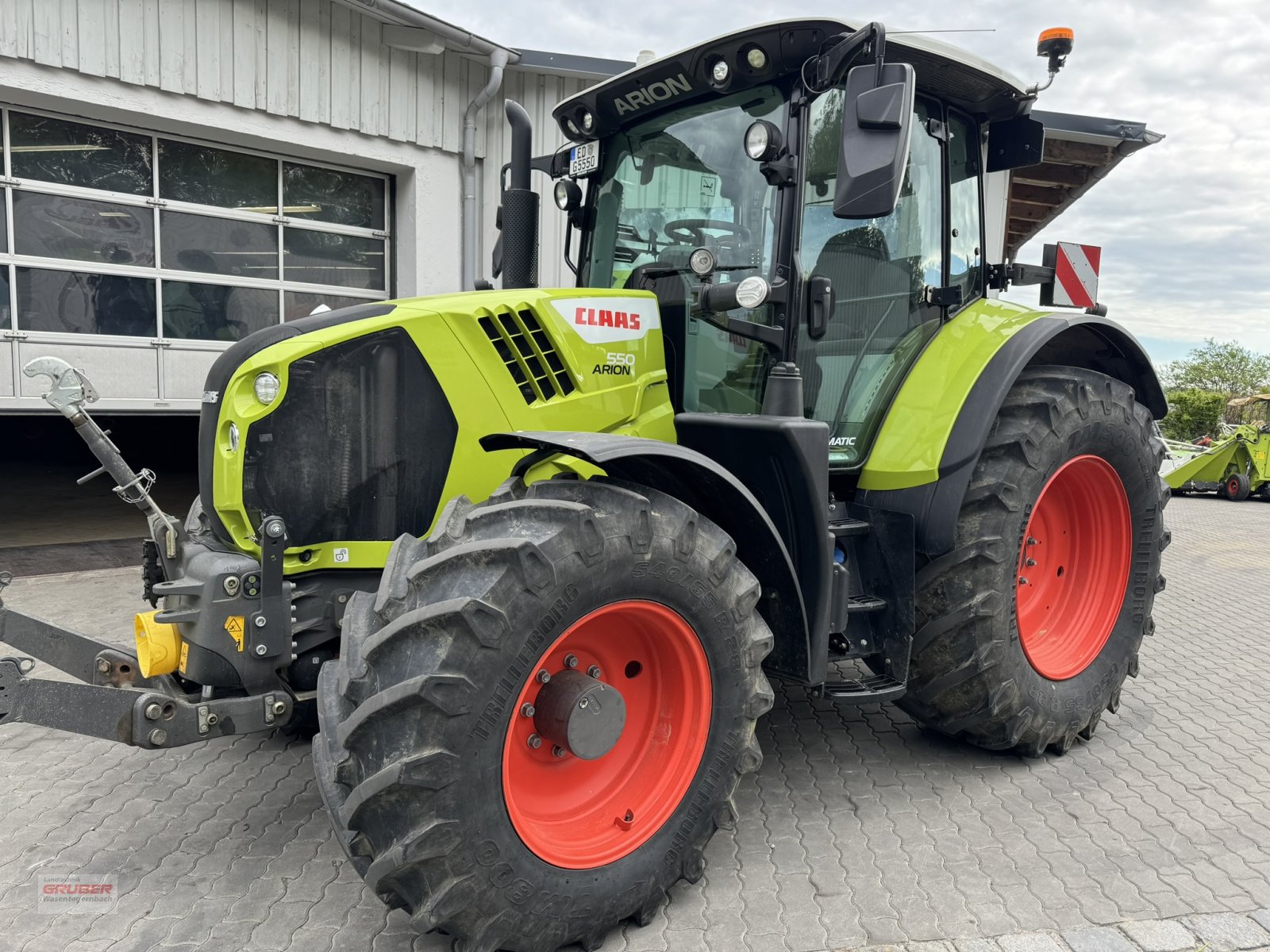 Traktor Türe ait CLAAS Arion 550 CMATIC CEBIS, Gebrauchtmaschine içinde Dorfen (resim 2)