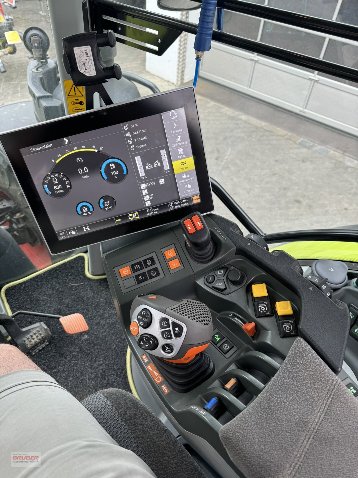 Traktor typu CLAAS Arion 550 CMATIC CEBIS, Gebrauchtmaschine v Dorfen (Obrázok 17)