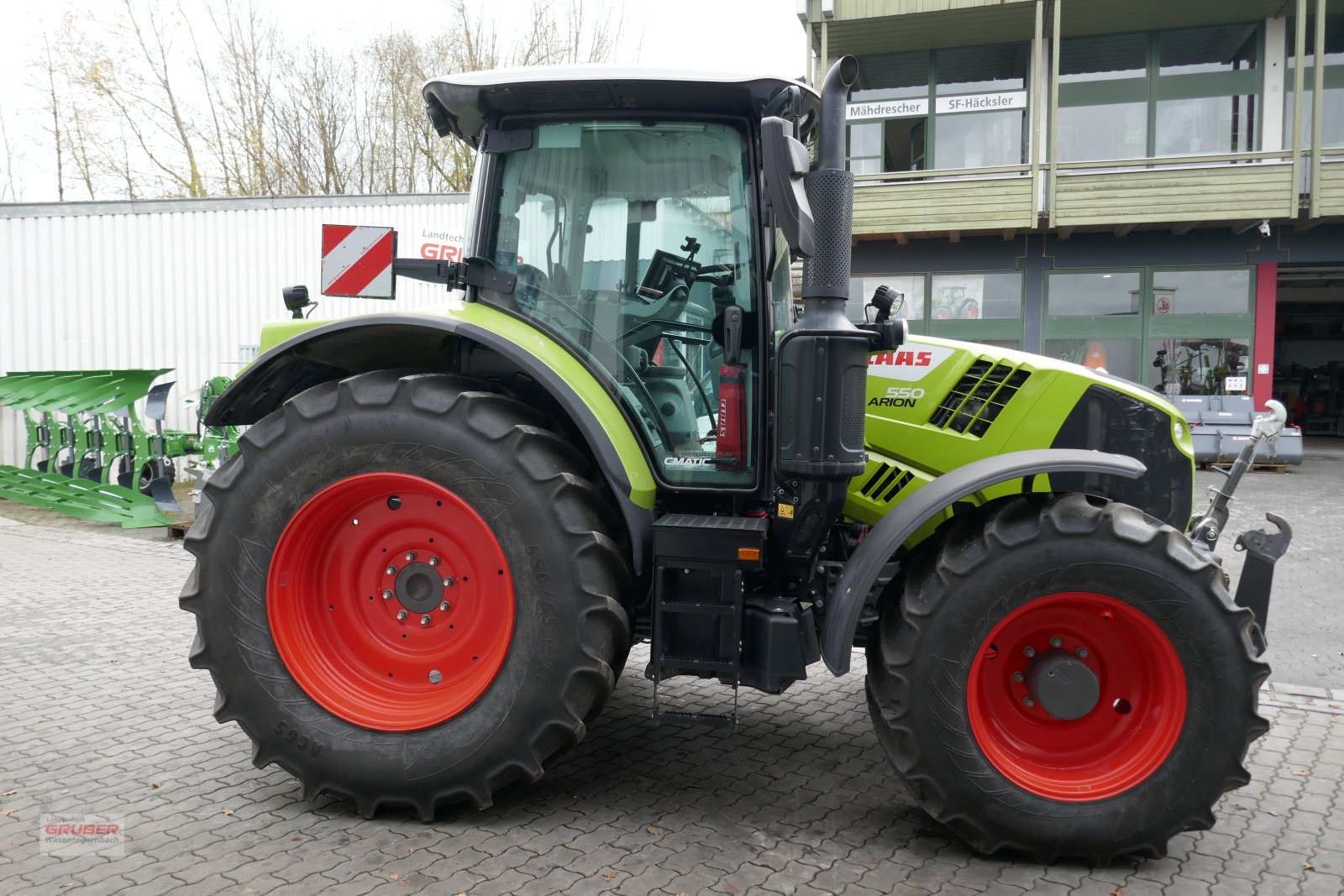 Traktor typu CLAAS Arion 550 CMATIC CEBIS, Gebrauchtmaschine w Dorfen (Zdjęcie 5)