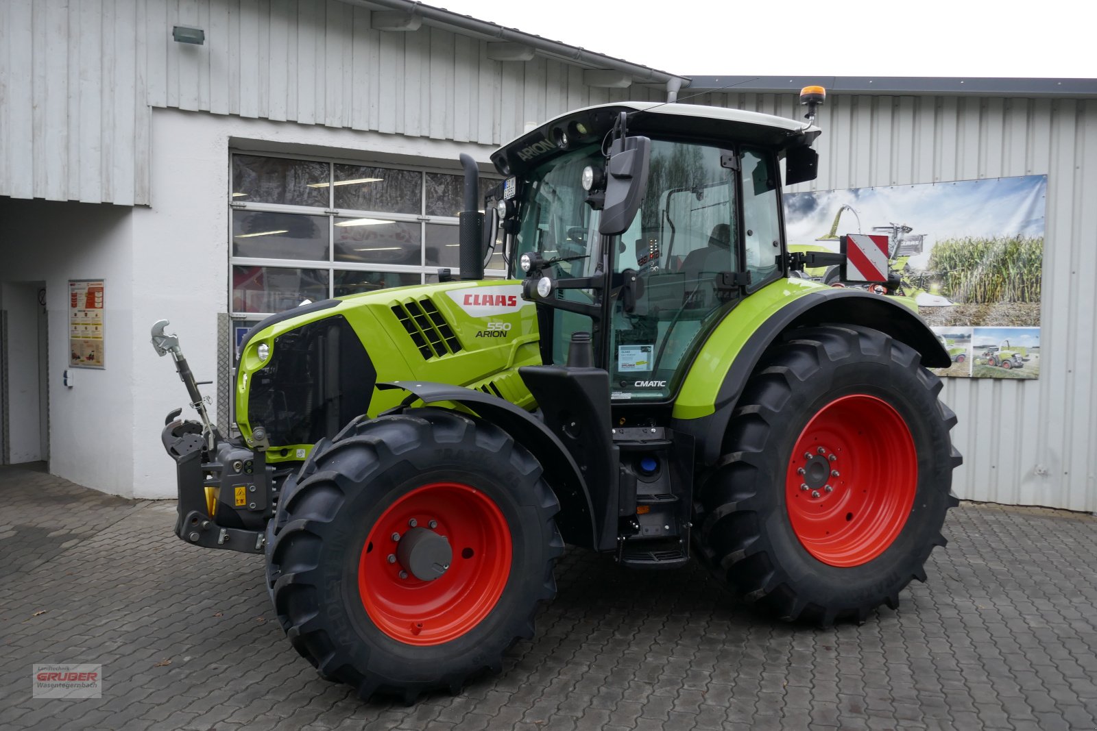 Traktor tip CLAAS Arion 550 CMATIC CEBIS, Gebrauchtmaschine in Dorfen (Poză 1)