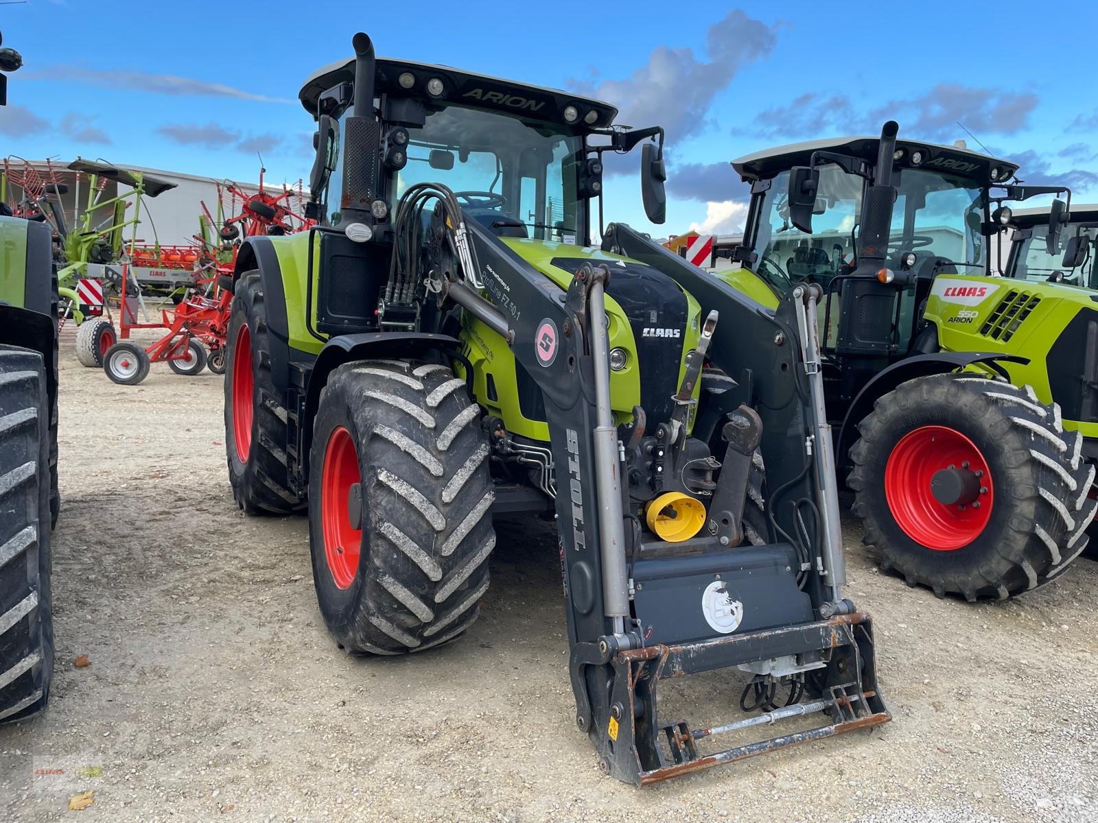 Traktor van het type CLAAS Arion 550 CMATIC CEBIS, Gebrauchtmaschine in Langenau (Foto 1)