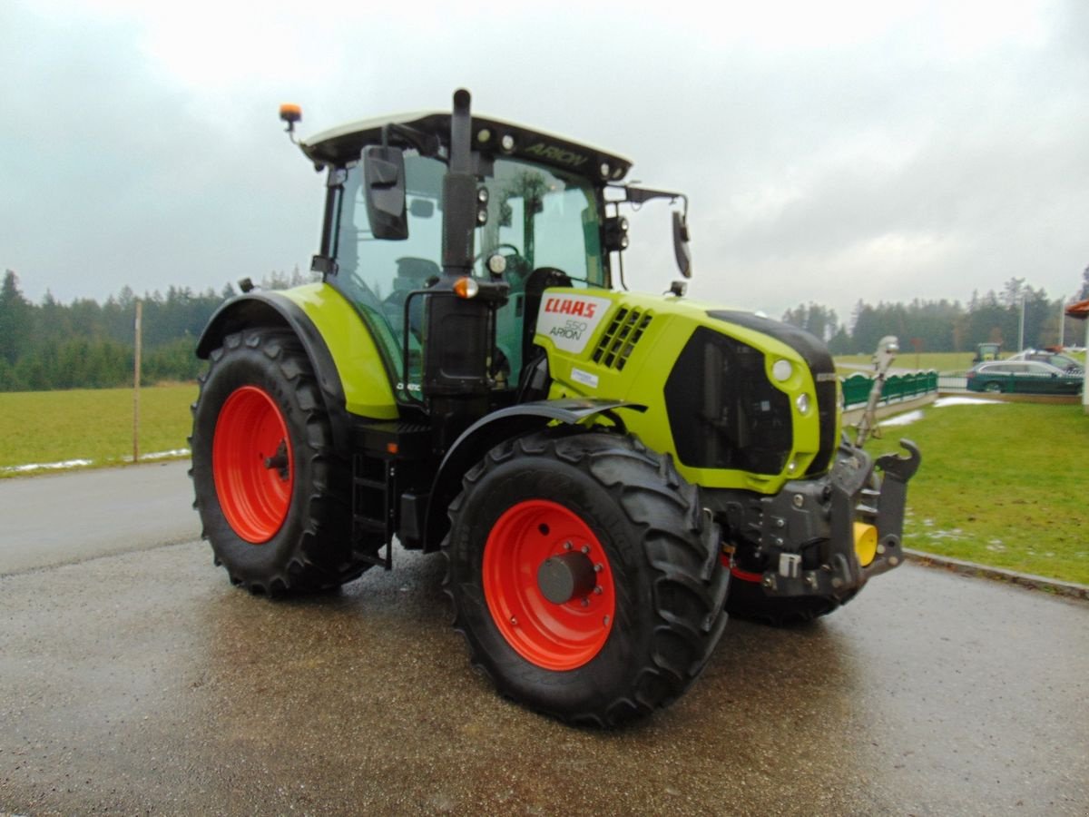 Traktor a típus CLAAS Arion 550 CMATIC CIS+, Gebrauchtmaschine ekkor: Neukirchen am Walde  (Kép 2)