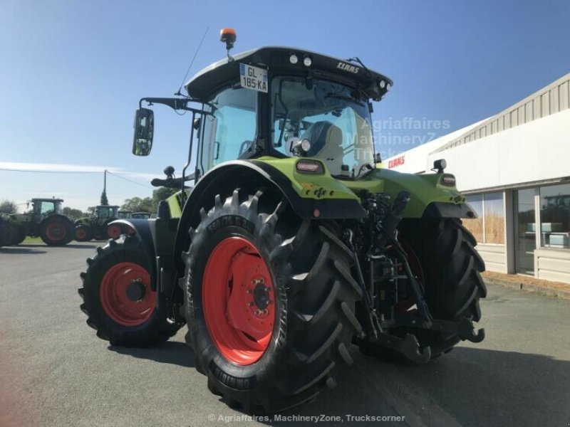 Traktor typu CLAAS ARION 550 CMATIC S5 TRADITION, Gebrauchtmaschine w ST CLEMENT DE LA PLACE (Zdjęcie 5)