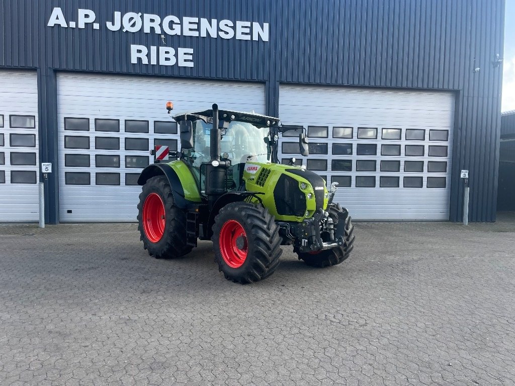 Traktor des Typs CLAAS Arion 550 Cmatic, Gebrauchtmaschine in Ribe (Bild 3)