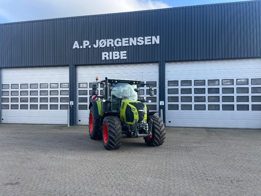 Traktor des Typs CLAAS Arion 550 Cmatic, Gebrauchtmaschine in Ribe (Bild 1)