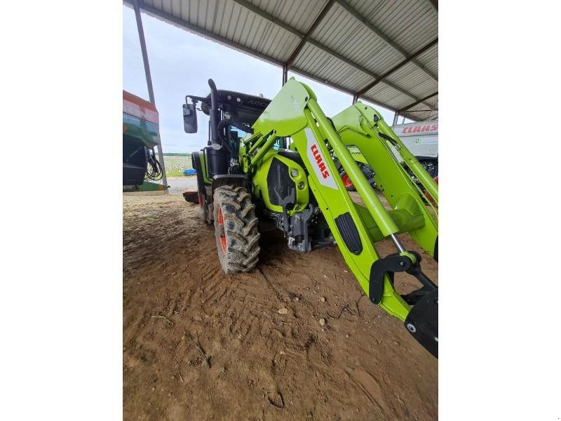 Traktor des Typs CLAAS ARION 550 CMATIC, Gebrauchtmaschine in ANTIGNY (Bild 1)