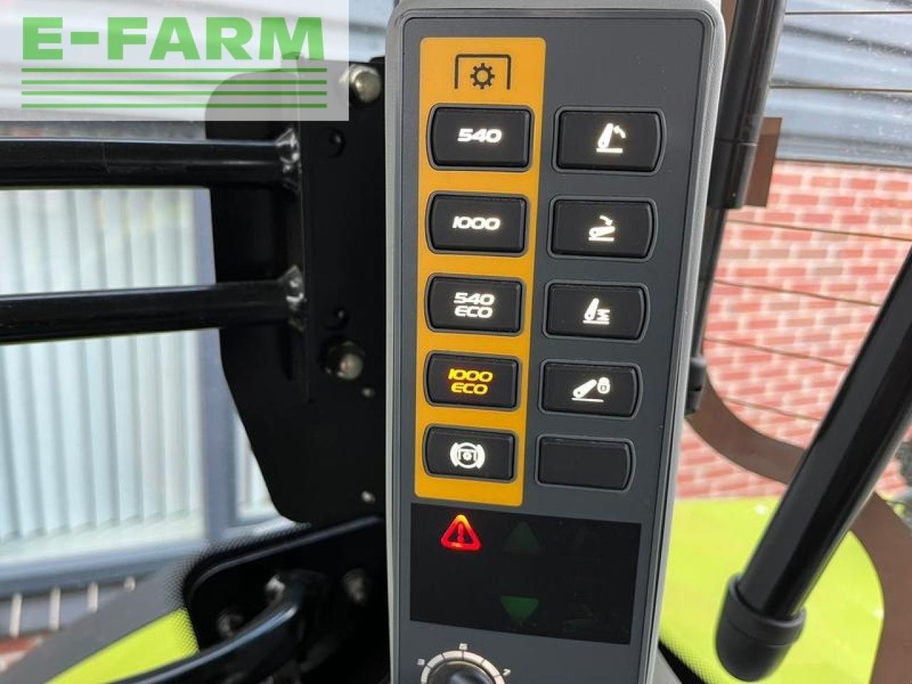 Traktor del tipo CLAAS arion 550, Gebrauchtmaschine en ag BROEKLAND (Imagen 15)