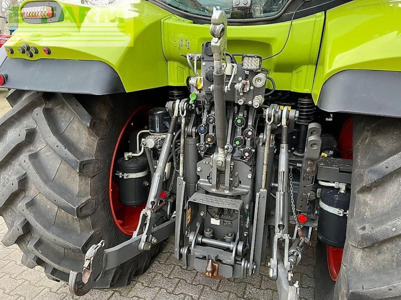 Traktor van het type CLAAS arion 550, Gebrauchtmaschine in ag BROEKLAND (Foto 10)