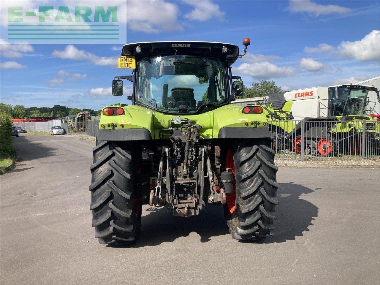 Traktor типа CLAAS ARION 550, Gebrauchtmaschine в CIRENCESTER (Фотография 4)