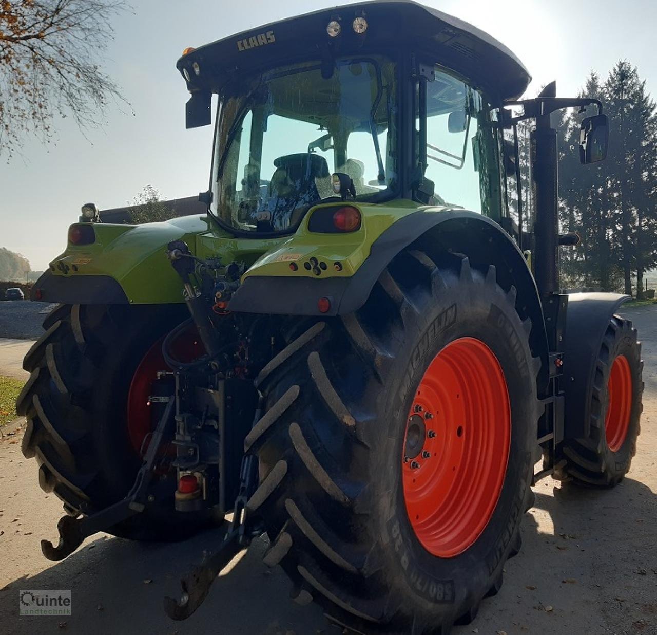 Traktor от тип CLAAS Arion 550, Gebrauchtmaschine в Lichtenau-Kleinenberg (Снимка 4)