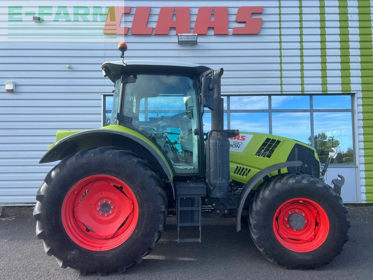 Traktor of the type CLAAS arion 610 (a76/100), Gebrauchtmaschine in SAULZET (Picture 1)