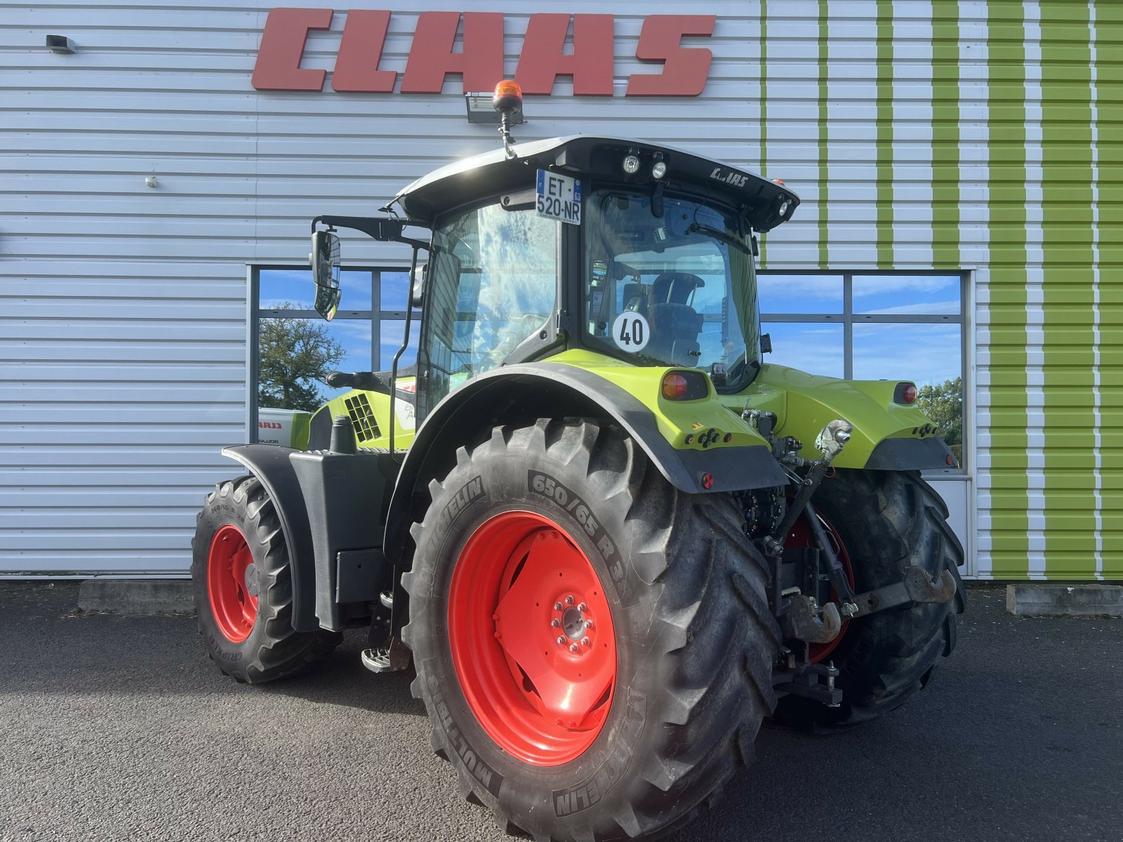 Traktor του τύπου CLAAS ARION 610 ADVANCE, Gebrauchtmaschine σε Gannat (Φωτογραφία 4)