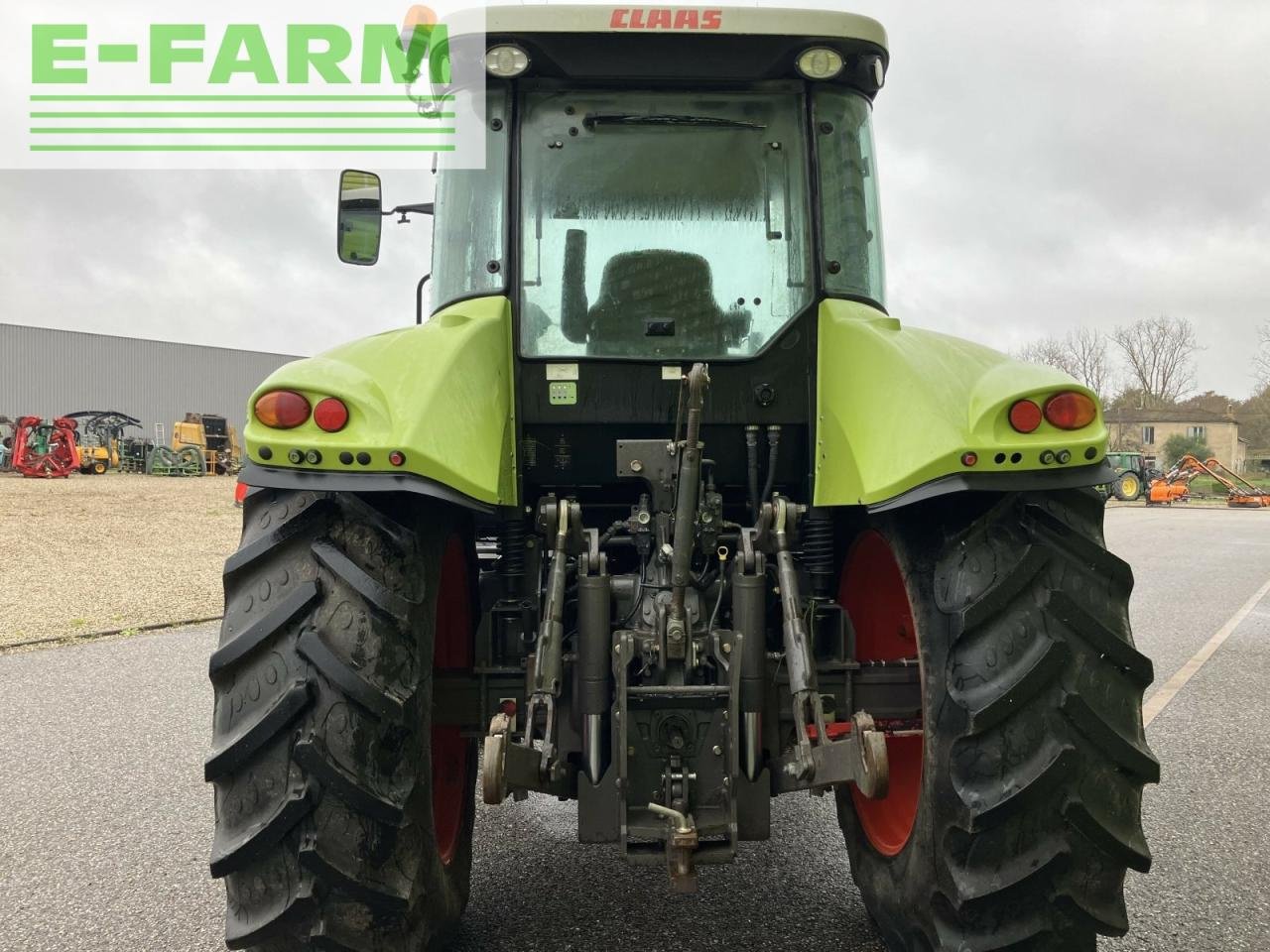 Traktor typu CLAAS arion 610 c + batis mx C, Gebrauchtmaschine v AILLAS (33 - GIRONDE) (Obrázok 4)