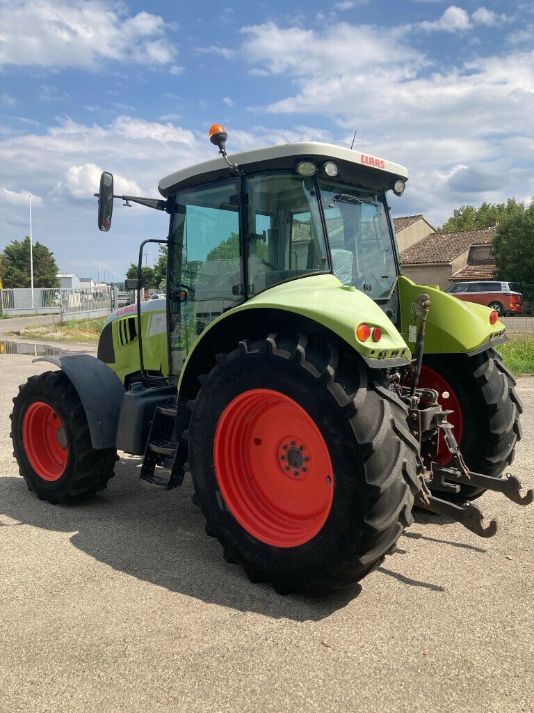 Traktor tip CLAAS ARION 610 C, Gebrauchtmaschine in SAINT ANDIOL (Poză 3)