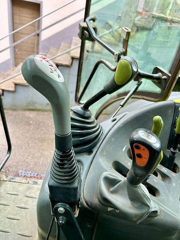 Traktor tip CLAAS Arion 610 C, Gebrauchtmaschine in Bad Rappenau (Poză 13)