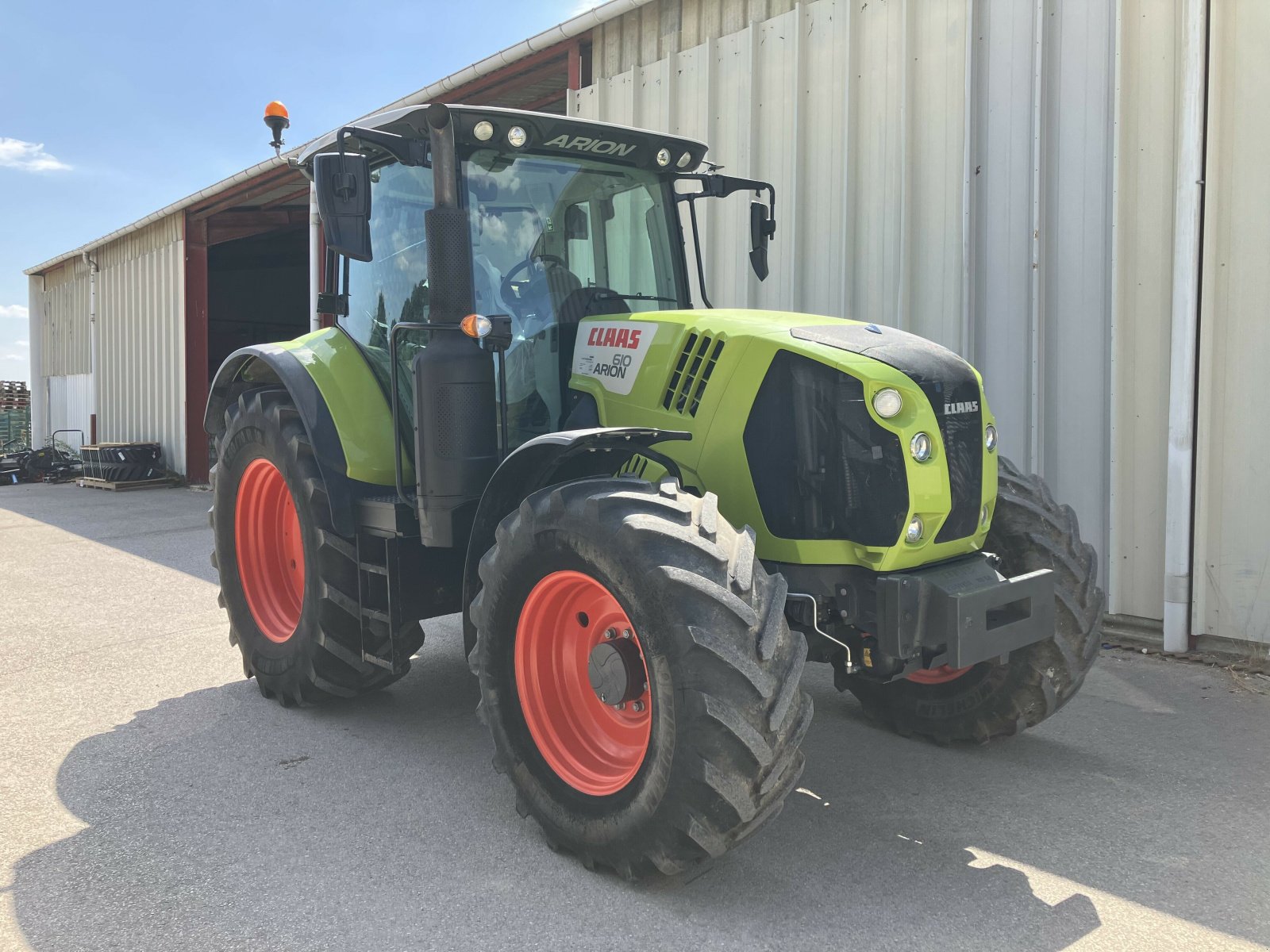 Traktor του τύπου CLAAS ARION 610 CIS ADVANCE, Gebrauchtmaschine σε AUTUN (Φωτογραφία 7)