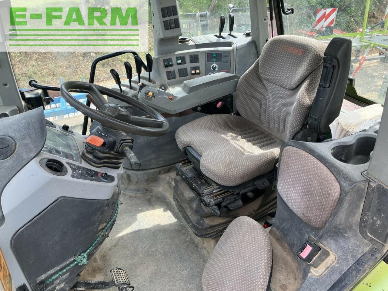 Traktor del tipo CLAAS arion 610 cis CIS, Gebrauchtmaschine en AILLAS (33 - GIRONDE) (Imagen 6)