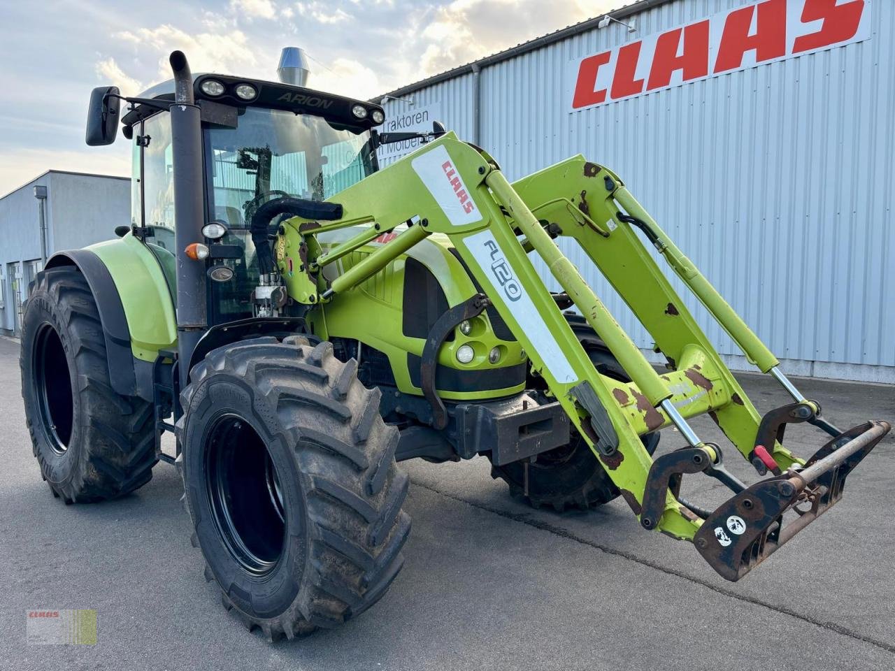 Traktor of the type CLAAS ARION 610 CIS, Frontlader CLAAS FL 120 ELECTROPILOT, 2 Satz Räder !, Gebrauchtmaschine in Molbergen (Picture 10)