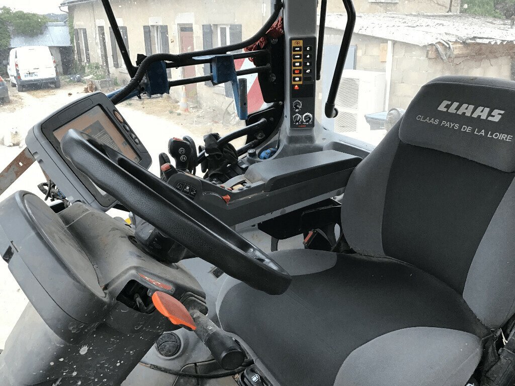 Traktor Türe ait CLAAS ARION 610 CIS, Gebrauchtmaschine içinde ST CLEMENT DE LA PLACE (resim 9)