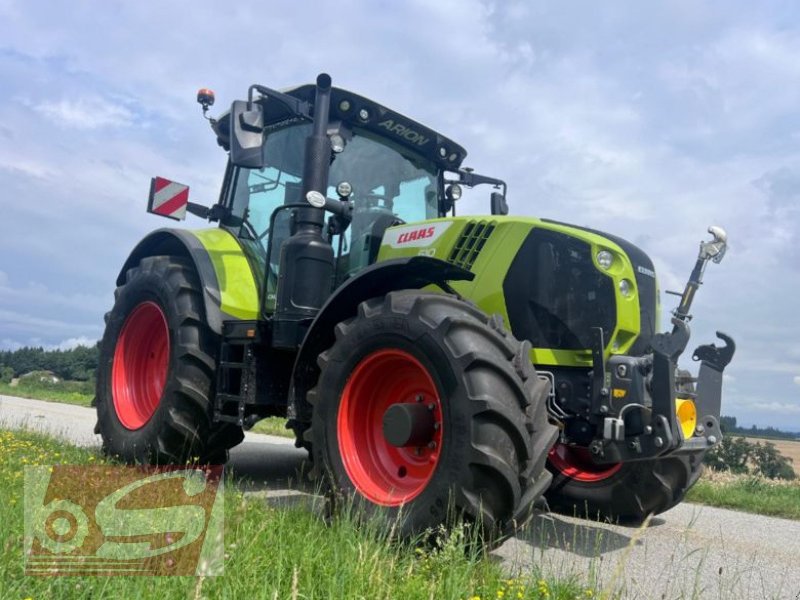 Traktor del tipo CLAAS Arion 610 CMATIC CEBIS, Gebrauchtmaschine en Offenhausen