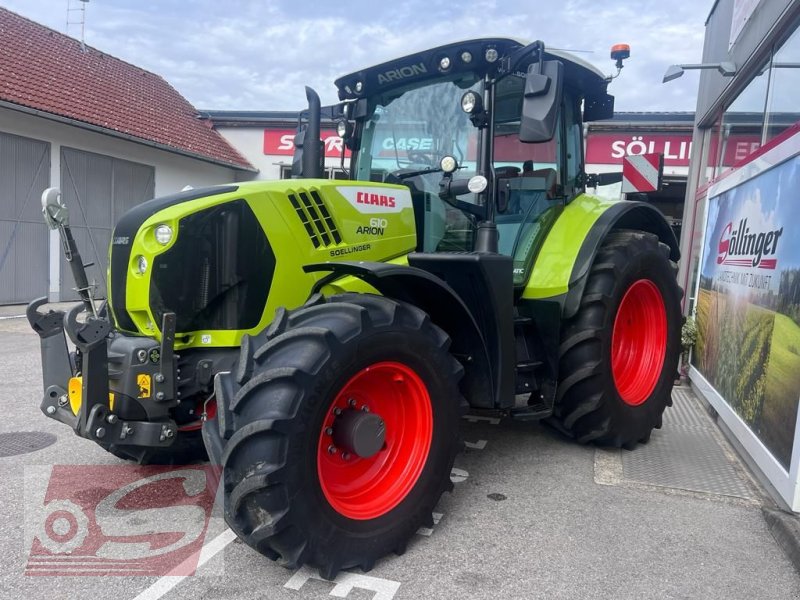 Traktor des Typs CLAAS Arion 610 CMATIC CEBIS, Gebrauchtmaschine in Offenhausen (Bild 1)