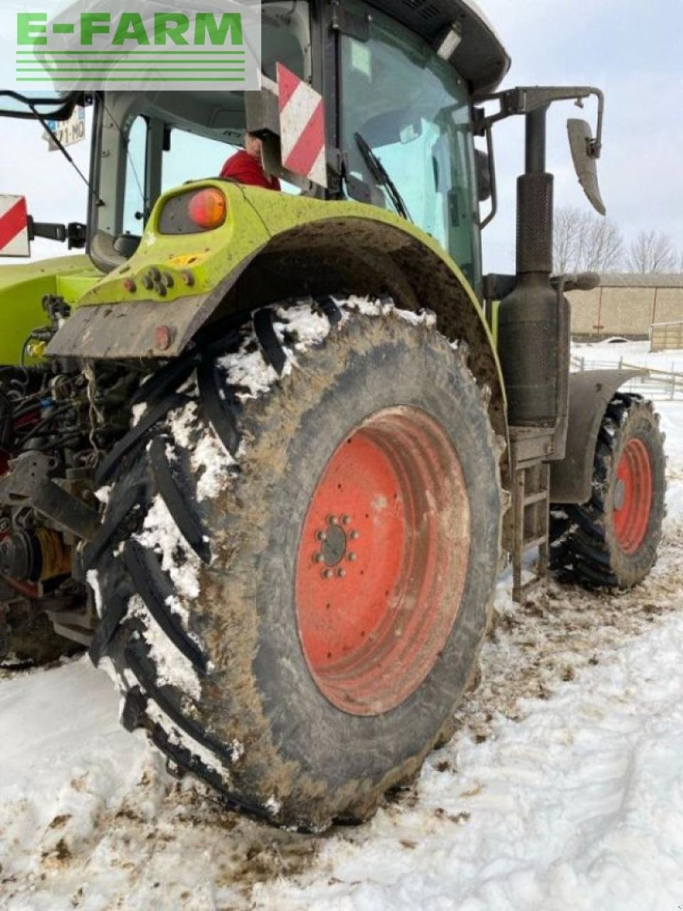 Traktor от тип CLAAS arion 610 cmatic cis+ CMATIC CIS+, Gebrauchtmaschine в SAINTE-GENEVIÈVE-SUR-ARGENCE (Снимка 3)