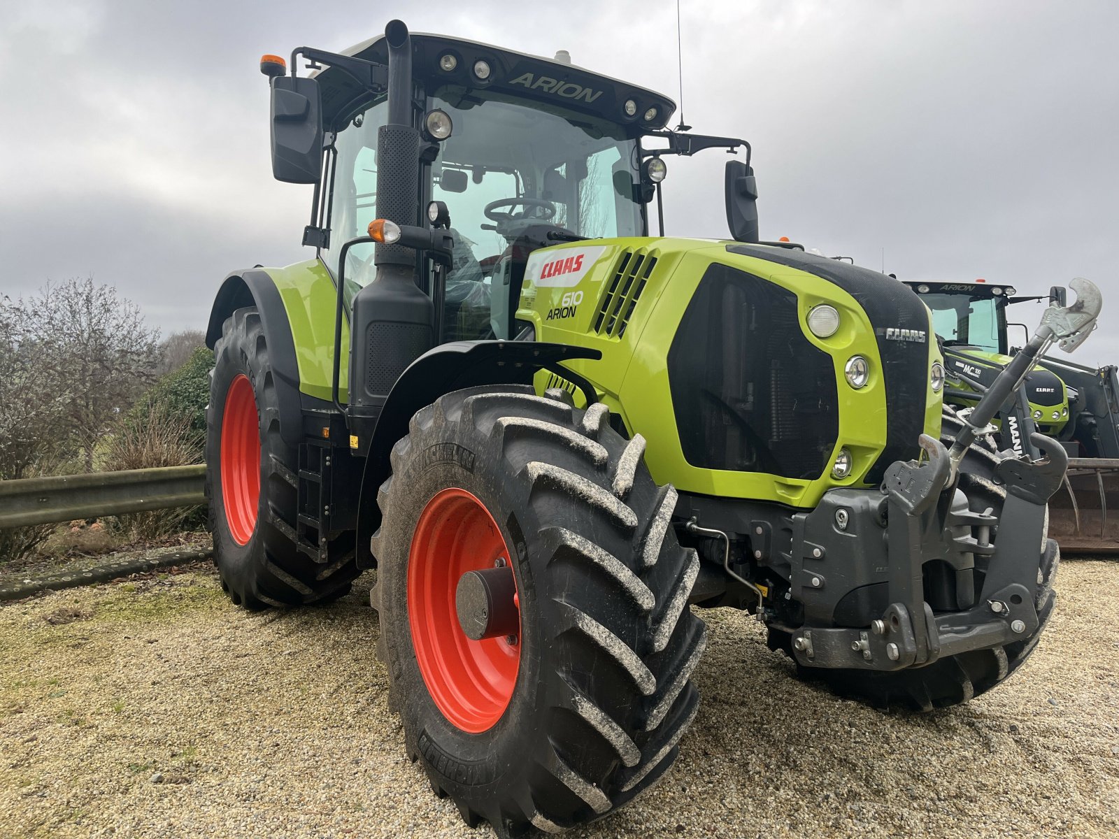 Traktor a típus CLAAS ARION 610 CMATIC S5 ADVANCE, Gebrauchtmaschine ekkor: PONTIVY (Kép 1)