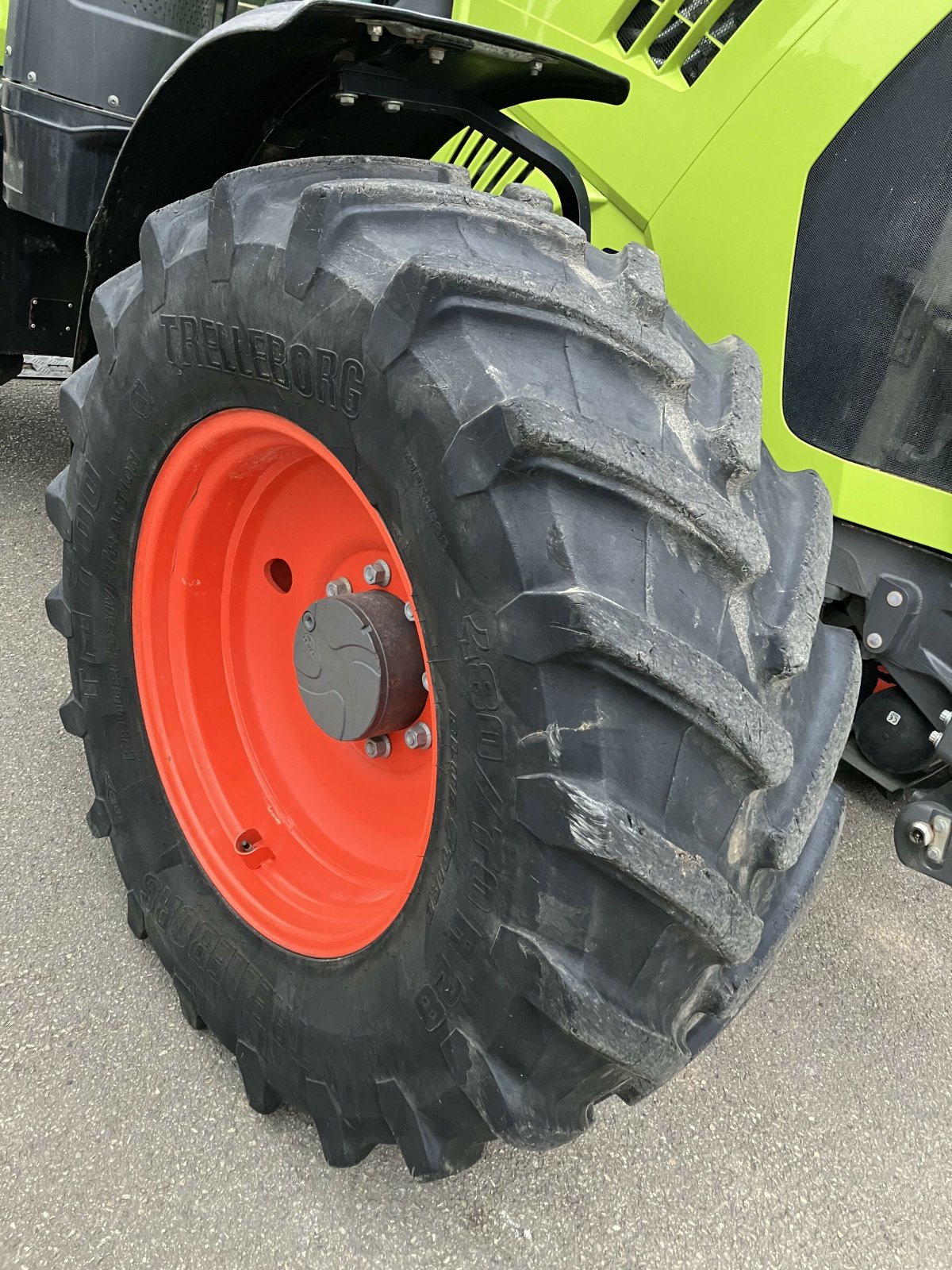 Traktor a típus CLAAS ARION 610 CONCEPT, Gebrauchtmaschine ekkor: BLENDECQUES (Kép 3)