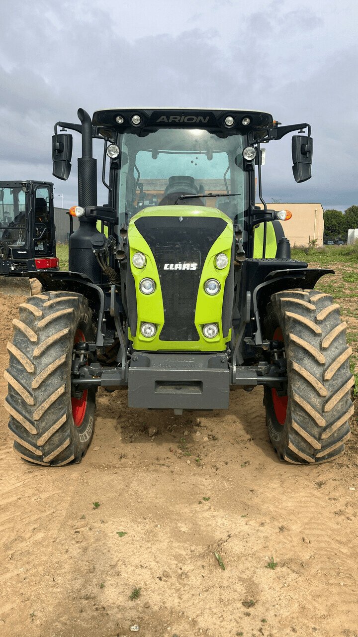 Traktor of the type CLAAS ARION 610  HEXA+FL 120, Gebrauchtmaschine in PONTIVY (Picture 3)