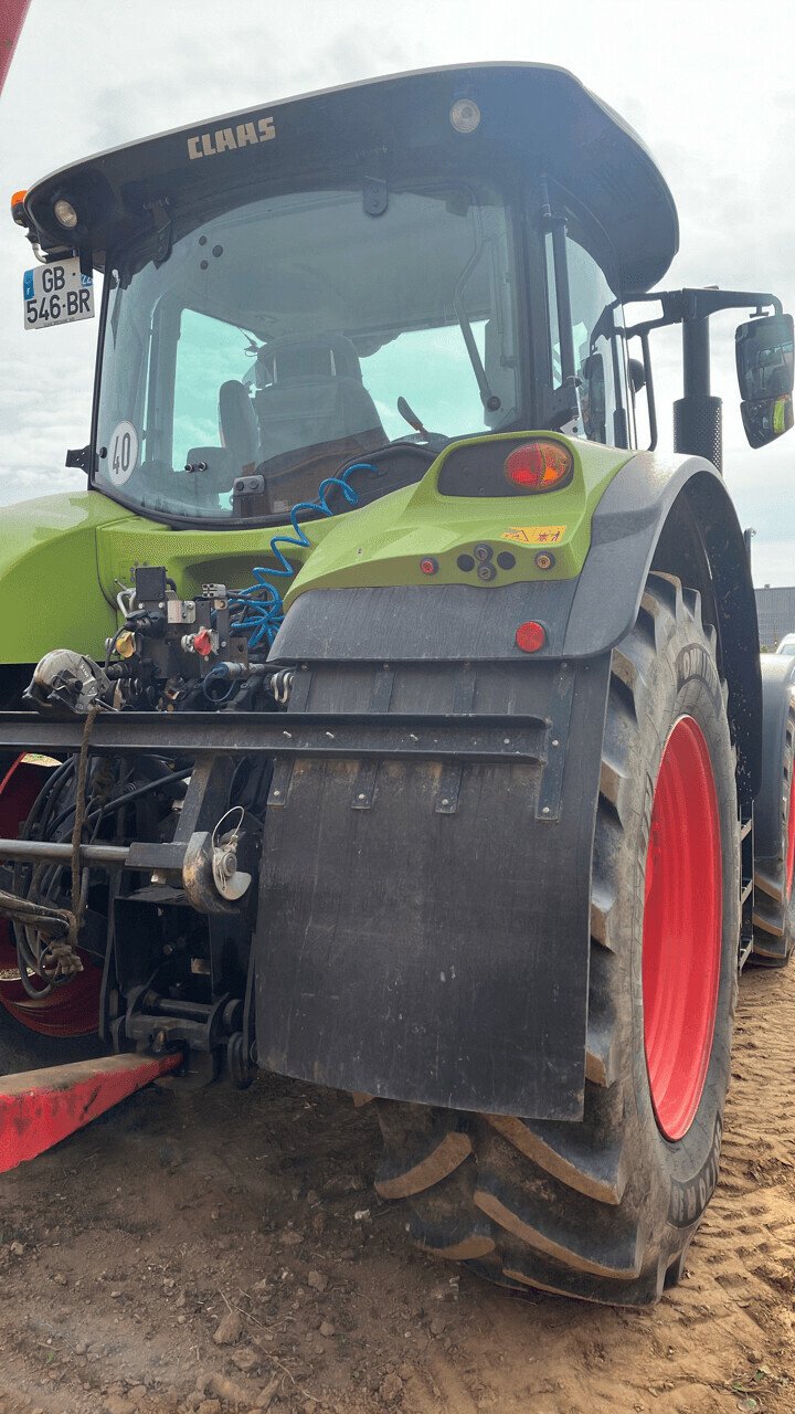 Traktor van het type CLAAS ARION 610  HEXA+FL 120, Gebrauchtmaschine in PONTIVY (Foto 4)