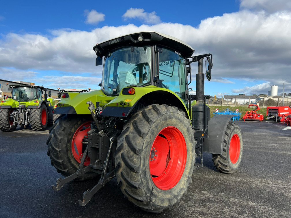 Traktor от тип CLAAS ARION 610 HEXA, Gebrauchtmaschine в SAINT GAUDENS (Снимка 7)