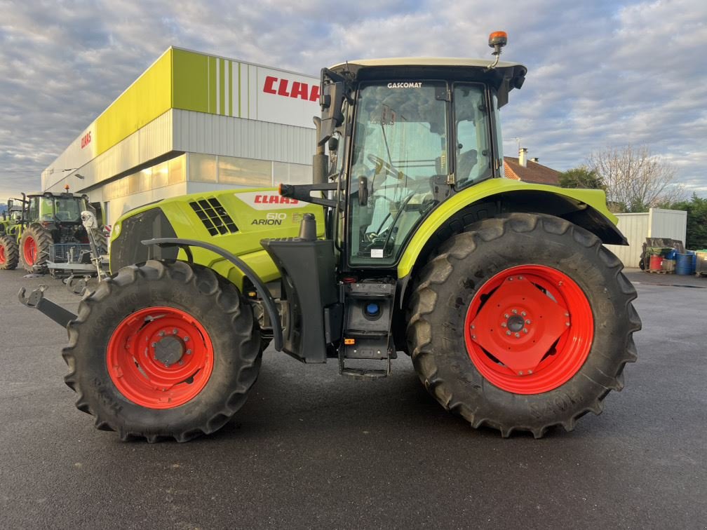 Traktor van het type CLAAS ARION 610 HEXA, Gebrauchtmaschine in Aubiet (Foto 9)