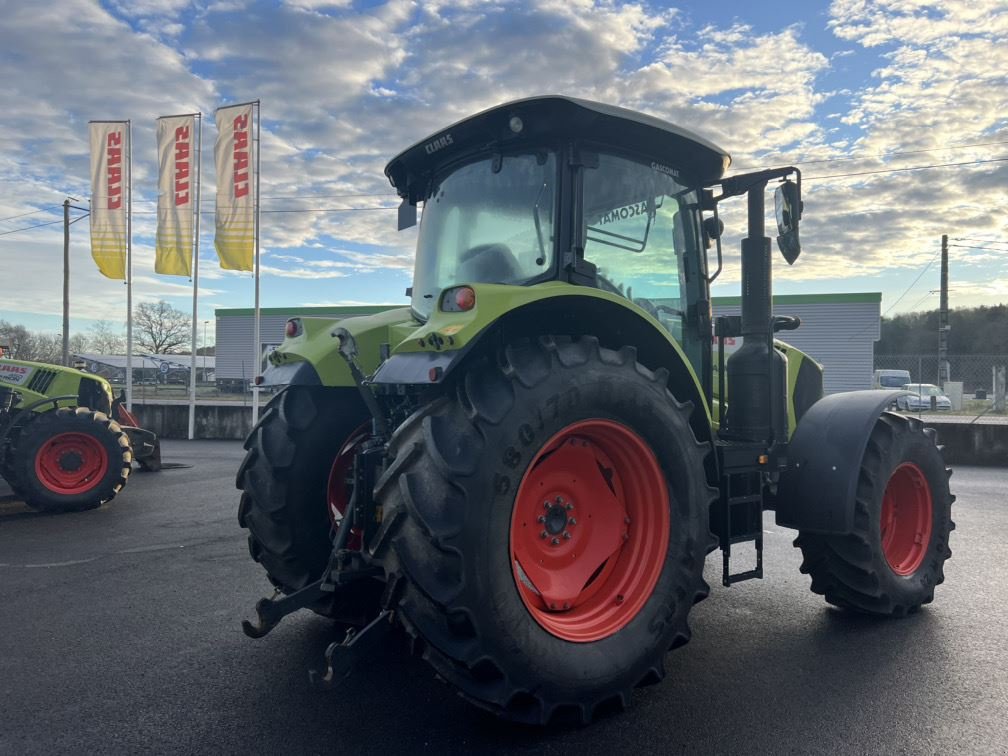 Traktor of the type CLAAS ARION 610 HEXA, Gebrauchtmaschine in Aubiet (Picture 5)