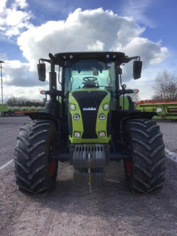 Traktor des Typs CLAAS ARION 610 HEXASHIFT, Gebrauchtmaschine in Landsberg (Bild 2)