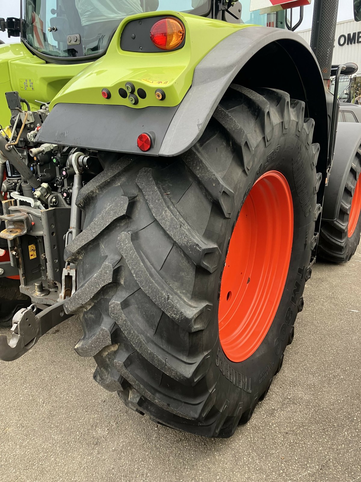 Traktor tip CLAAS ARION 610 HEXASHIFT, Gebrauchtmaschine in BLENDECQUES (Poză 4)