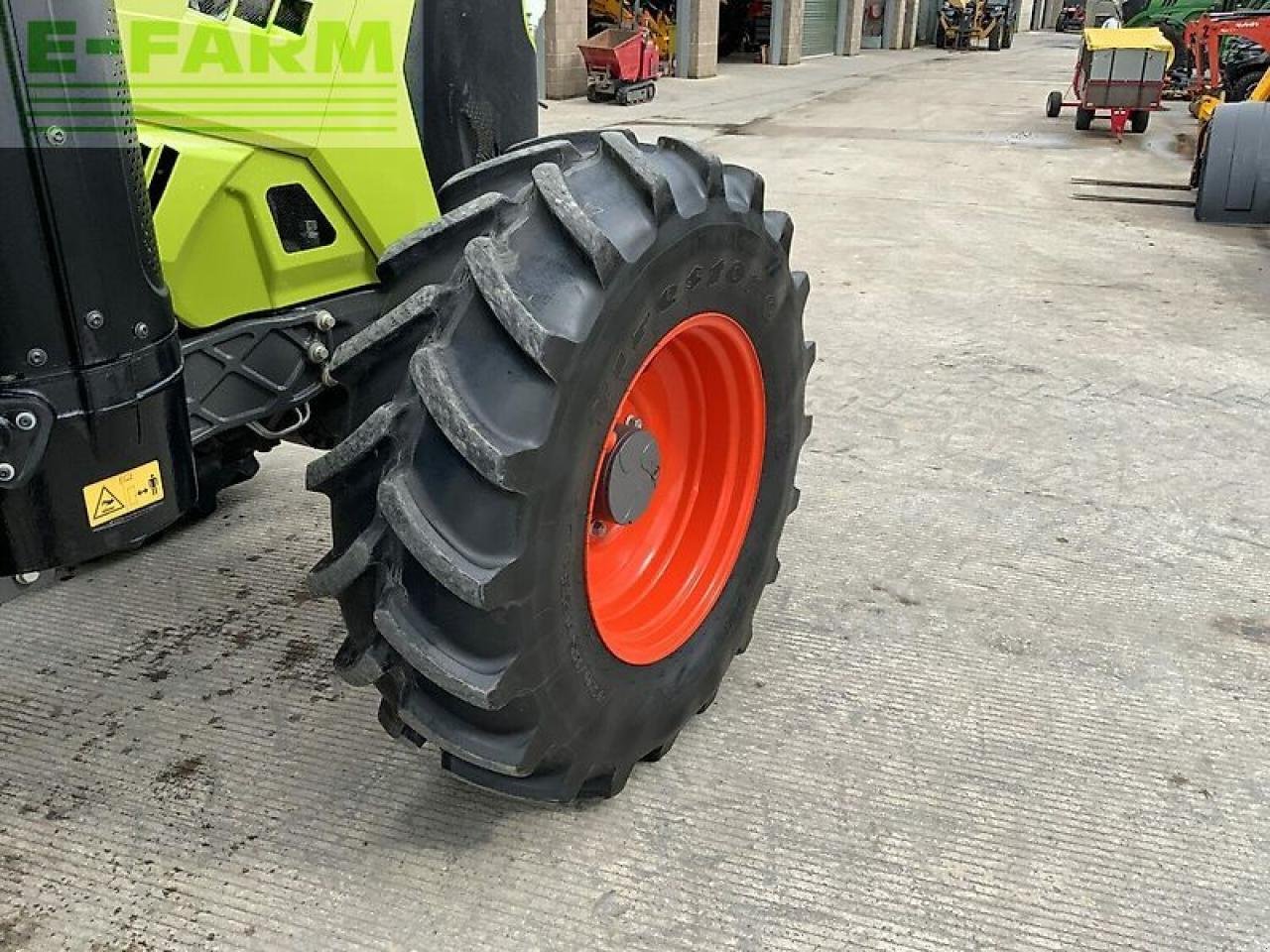 Traktor tipa CLAAS arion 610 tractor (st17482), Gebrauchtmaschine u SHAFTESBURY (Slika 12)