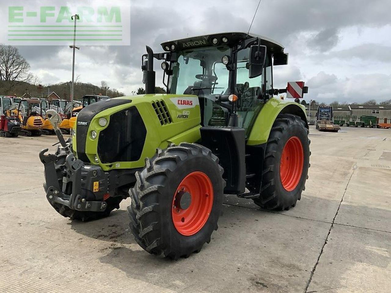 Traktor от тип CLAAS arion 610 tractor (st17482), Gebrauchtmaschine в SHAFTESBURY (Снимка 5)