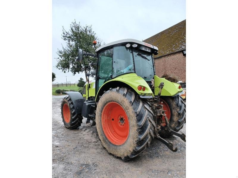 Traktor des Typs CLAAS ARION 610, Gebrauchtmaschine in ESCAUDOEUVRES (Bild 2)