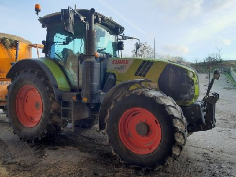 Traktor typu CLAAS ARION 610, Gebrauchtmaschine w Belleville sur Meuse (Zdjęcie 5)