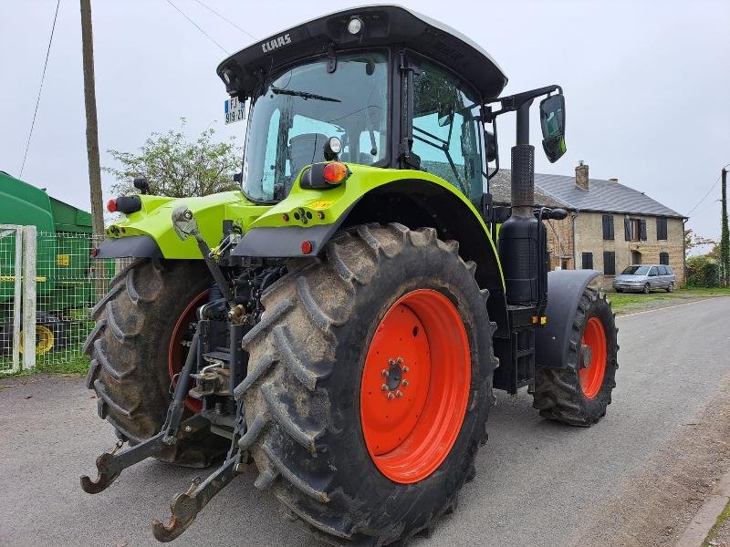 Traktor del tipo CLAAS ARION 610, Gebrauchtmaschine en CORNY MACHEROMENIL (Imagen 4)