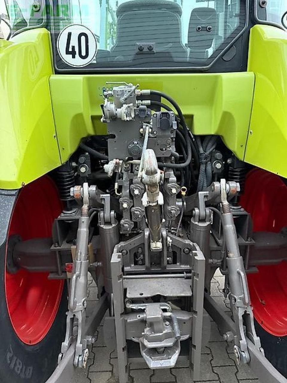 Traktor du type CLAAS arion 610, Gebrauchtmaschine en RIEGENROTH (Photo 7)