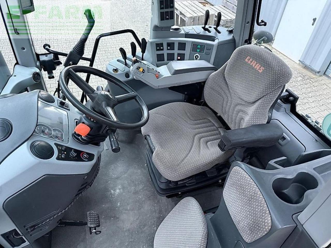 Traktor del tipo CLAAS arion 610, Gebrauchtmaschine en RIEGENROTH (Imagen 12)